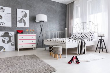 Kadın için tasarlanmış yatak odası