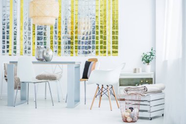 Yemek masası ile Oda