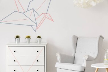 Beyaz minimalist iç