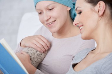 Hasta kadının okuma kitabı