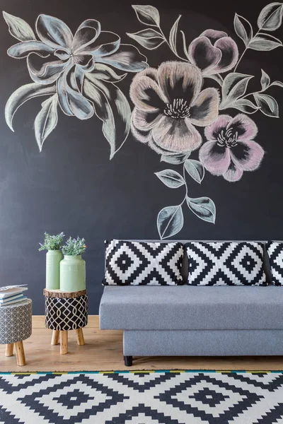 Aconchegante floral sala de estar — Fotografia de Stock