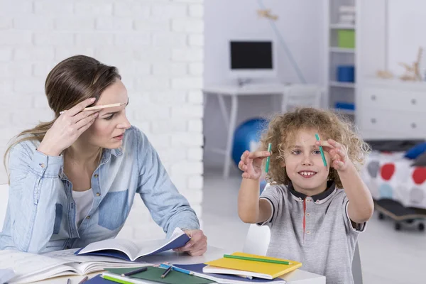 Impatient mother with son — Stock Photo, Image