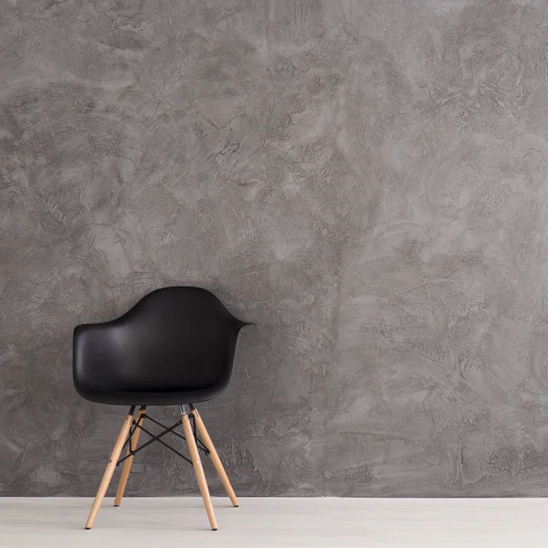 Sedia moderna nera con interni grigi — Foto Stock