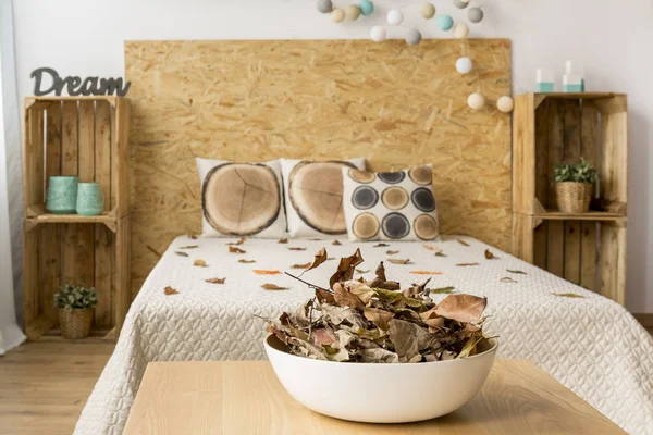 Dormitorio para un amante de la naturaleza — Foto de Stock