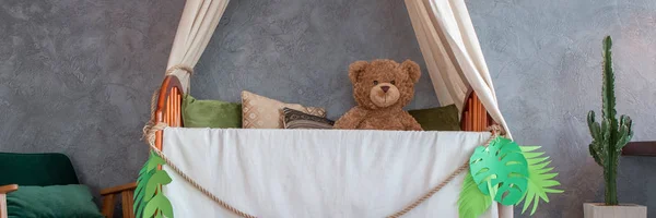 Baby bed with canopy — Stock Photo, Image