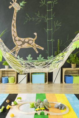 Çocuk odası DIY dekorasyonu ile