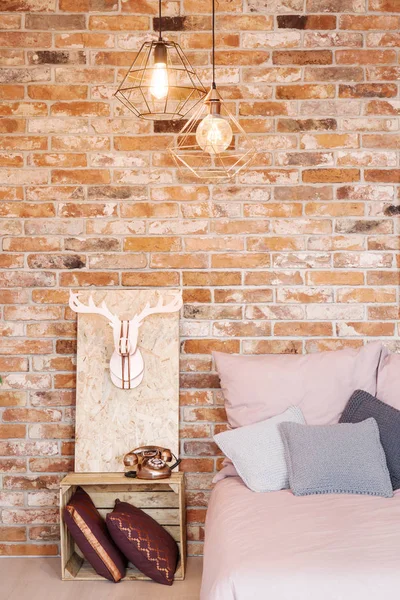 Bedroom with pallet nightstand — Stock Photo, Image