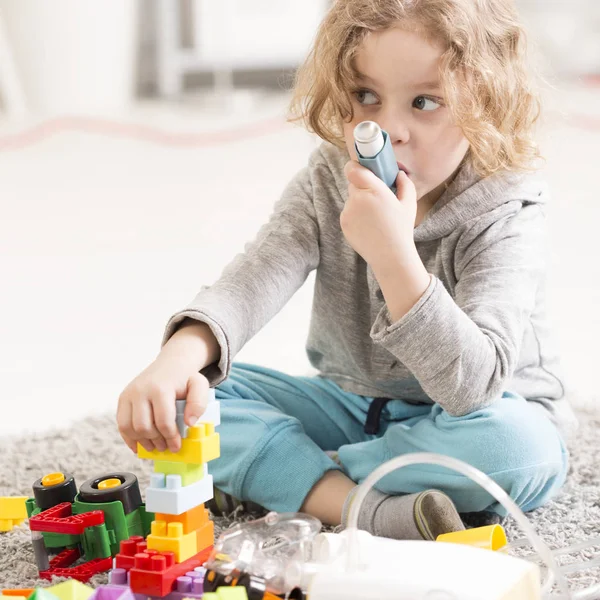 U dzieci zapalenie płuc leczenie w domu — Zdjęcie stockowe