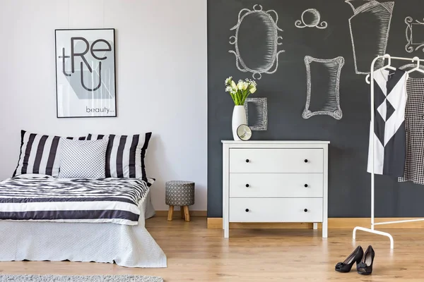 Cozy woman's bedroom — Stock Photo, Image