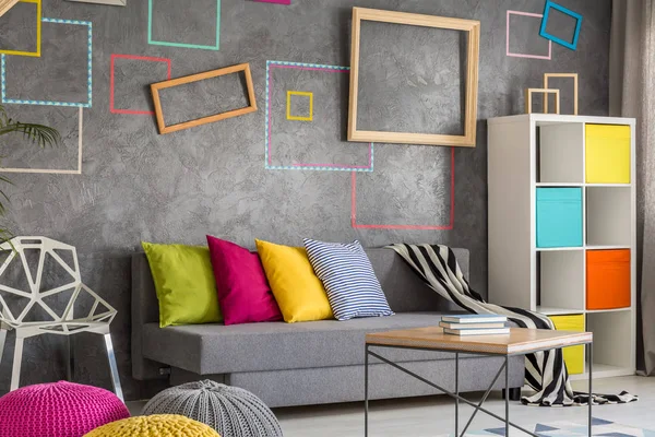 Living room with concrete wall — Stock Photo, Image