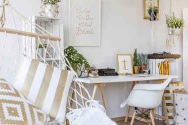 Hamak ile çalışma odası