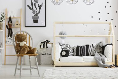 Evi çocuk yatak odası