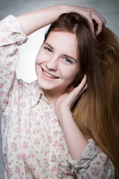 Happy young woman — Stock Photo, Image