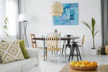 Yeni oda yemek masası