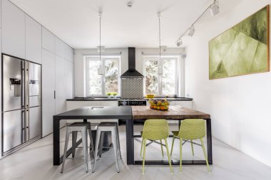 Beyaz minimalist yaratıcı mutfak