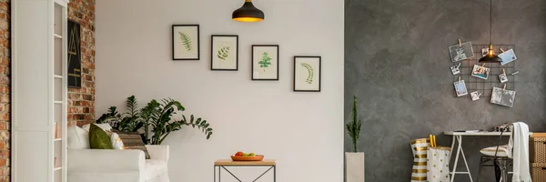 Wand in woonkamer — Stockfoto