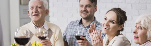 Enthusiastic reception of a solemn toast — Stock Photo, Image