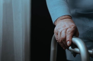 Çerçeve yürüme ile kişi