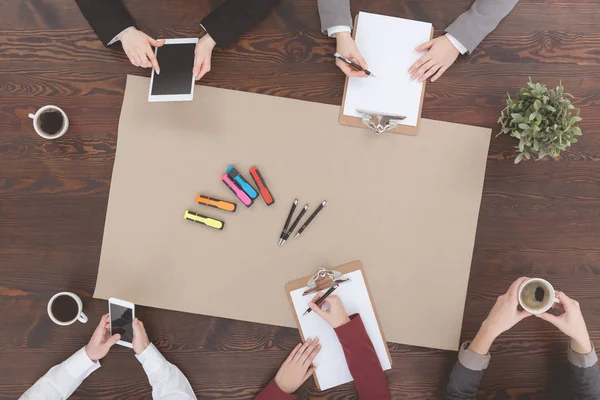 Gruppo di persone che lavorano — Foto Stock