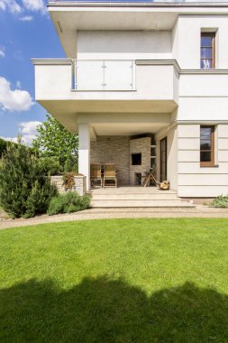 Evin Önden Görünüm