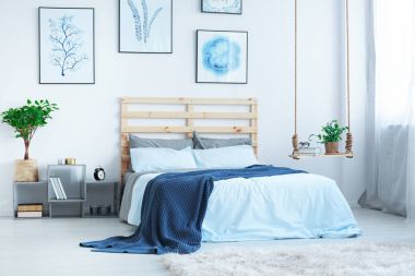 modern yatak odası ve Çift Kişilik Yatak