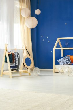 Çocuklar giysi raf Oda