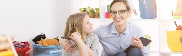 Ragazza sulla lezione compensativa — Foto Stock