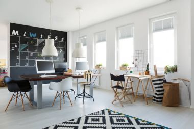 Uzun Resepsiyon ile basit çalışma alanı