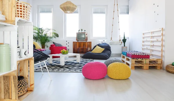 Sala de estar retro colorido — Foto de Stock