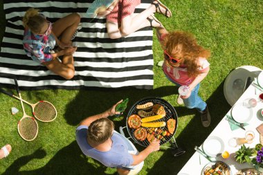 Barbekü ile öğleden sonra