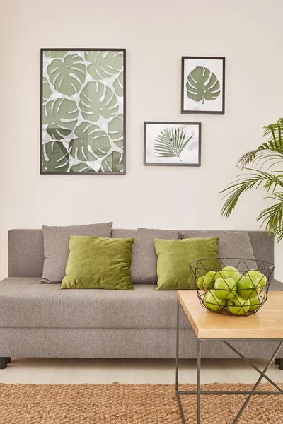 Sala de estar moderna com sofá — Fotografia de Stock