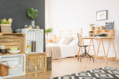 Kasa aksesuarları bir apartman dairesinde ile