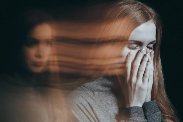 Kvinna med känslomässiga problem — Stockfoto