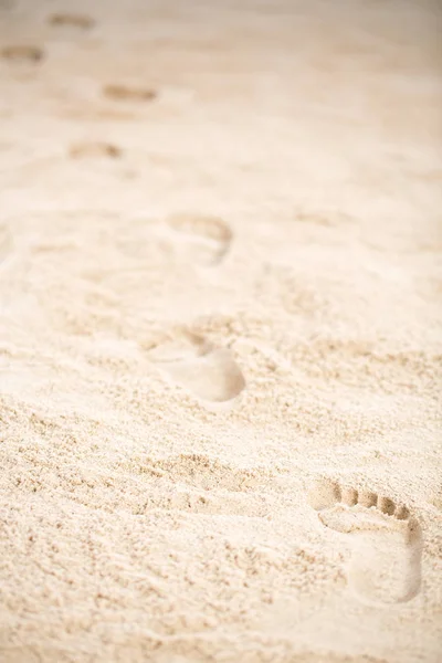 Fußabdrücke auf Sand — Stockfoto