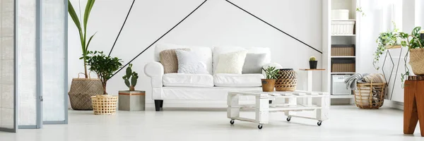 Modern white apartment — Stock Photo, Image