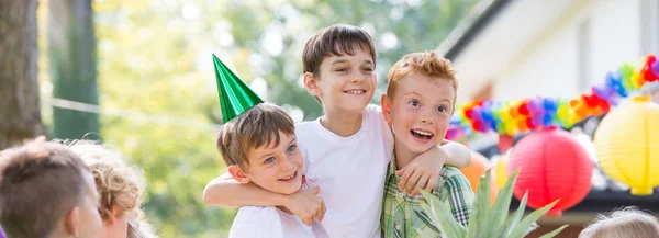 Festa di compleanno a sorpresa — Foto Stock