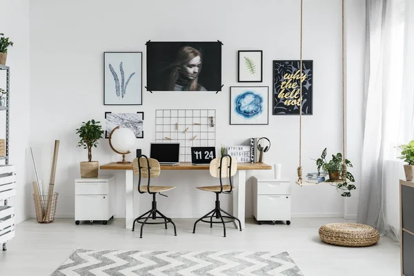 Intérieur bureau à domicile — Photo