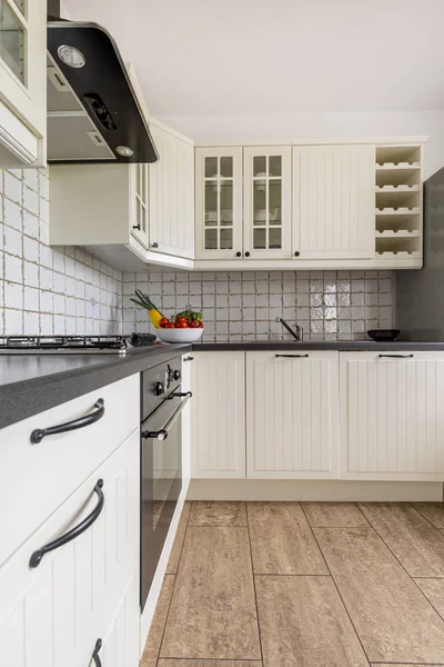 Helle Küche mit Baldachin — Stockfoto