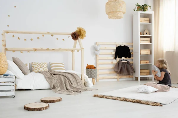 Kind kamer met eco-vriendelijke textiel — Stockfoto