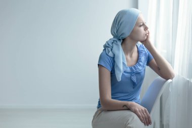 Onkoloji hastalığı olan kadın