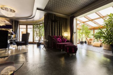 Zarif salon iç parlak bir zemin