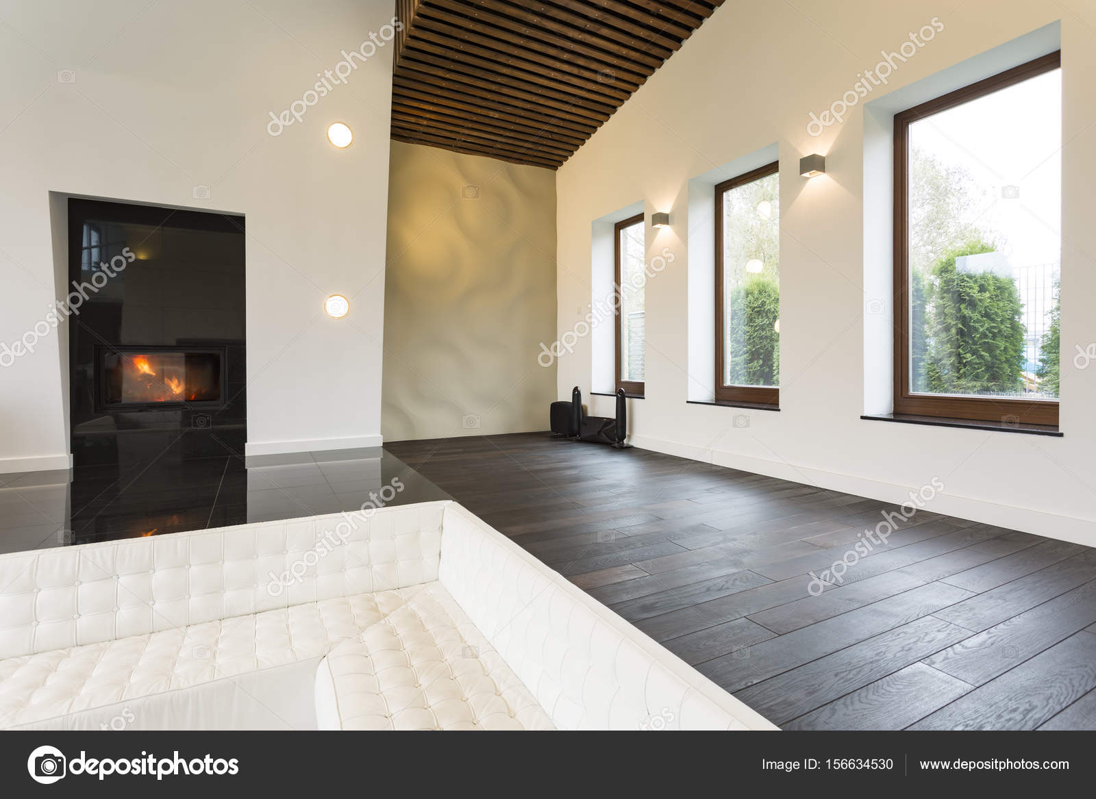 Nappali nagy ablakokkal — stock fotó © photographee.eu #156634530 Nappali nagy ablakokkal