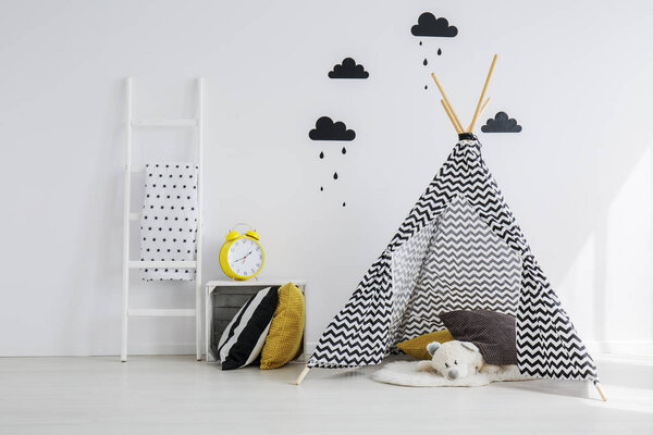 Black and yellow room