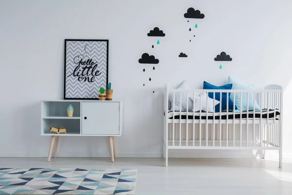 Kleine jongen slaapkamer — Stockfoto