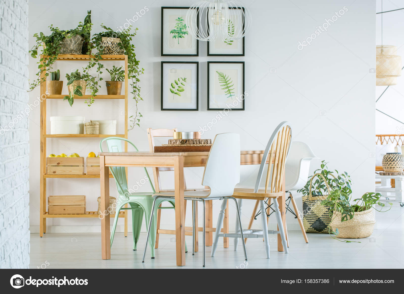 Gezellige eetkamer — Stockfoto © photographee.eu #158357386 Gezellige eetkamer — Stockfoto © photographee.eu #158357386
