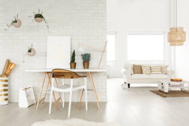 Yaratıcı atölye bir çatı katında