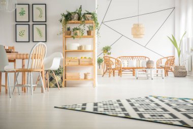 Rattan aksesuarları ile iç