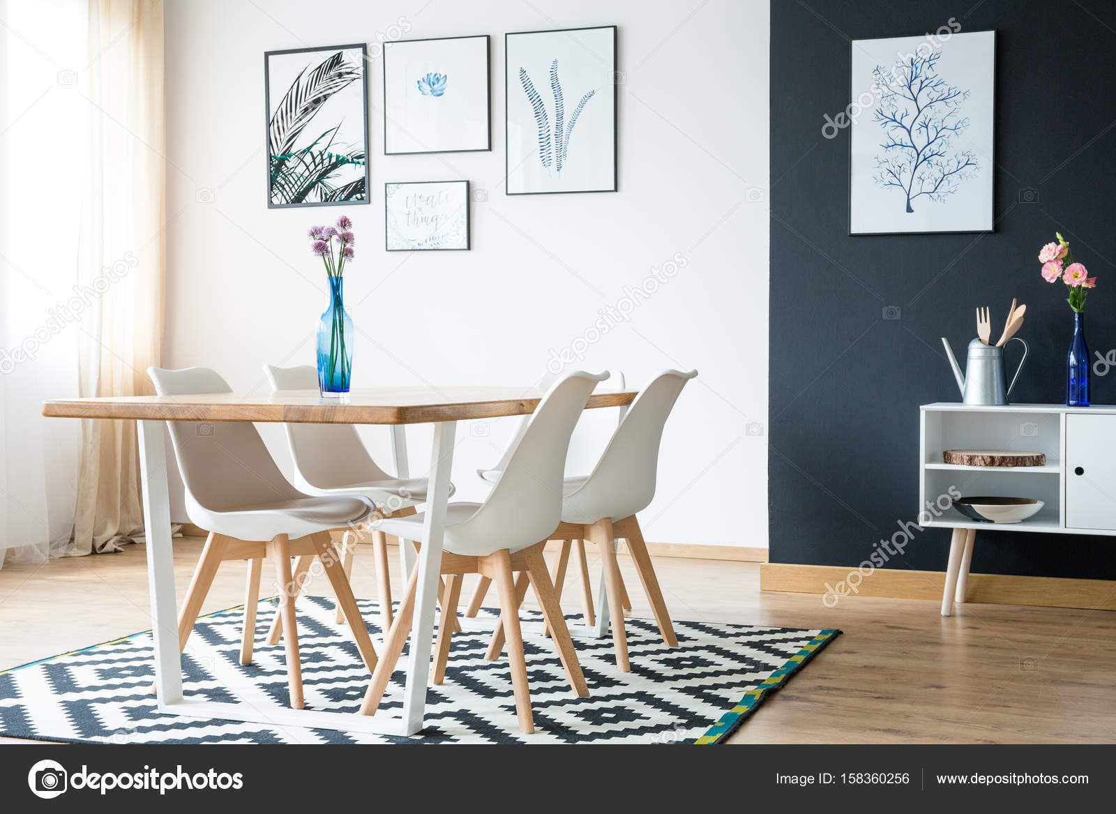 Esszimmer im Tageslicht — Stockfoto © photographee.eu #158360256
