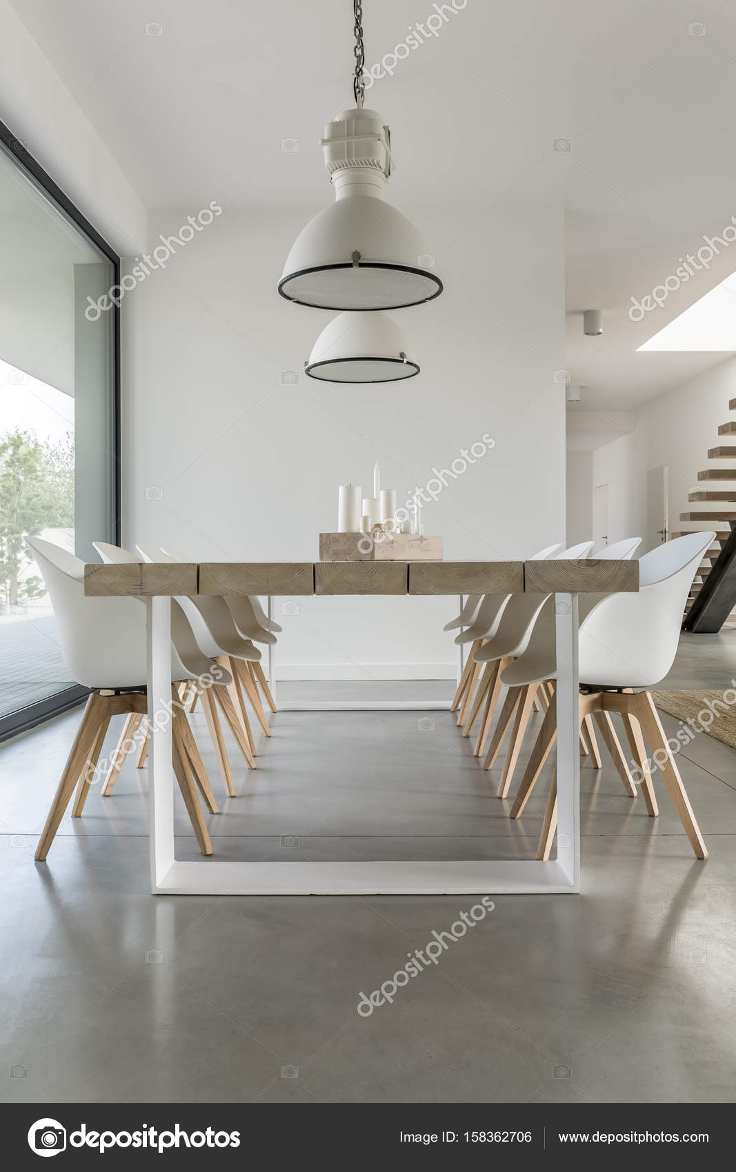 Zona comedor minimalista — Foto de stock © photographee.eu #158362706 Zona comedor minimalista — Foto de stock © photographee.eu #158362706