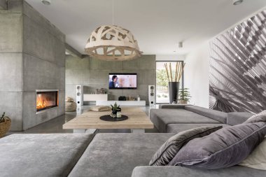 Beton oturma odası